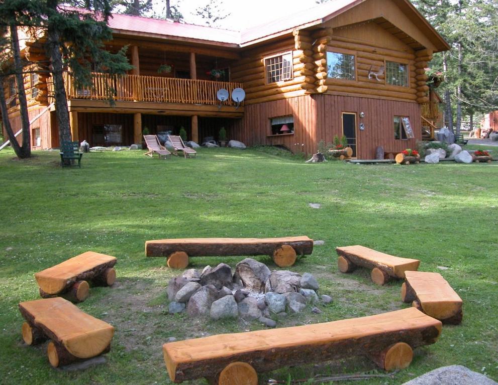 Beaver Guest Ranch Bridge Lake Dış mekan fotoğraf